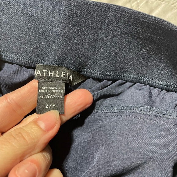 ATHLETA- Brooklyn Heights Jogger camo print - Picture 5 of 6